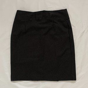 Nanette Lapore Black/White Pinstripe Pencil Skirt – Size 8